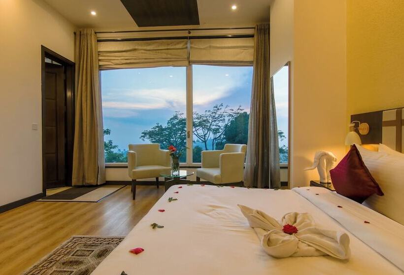 سوییت اجرایی, Dhauladhar Heights Resort