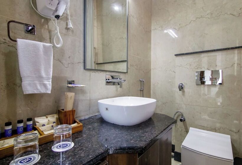 سوییت, Dhauladhar Heights Resort