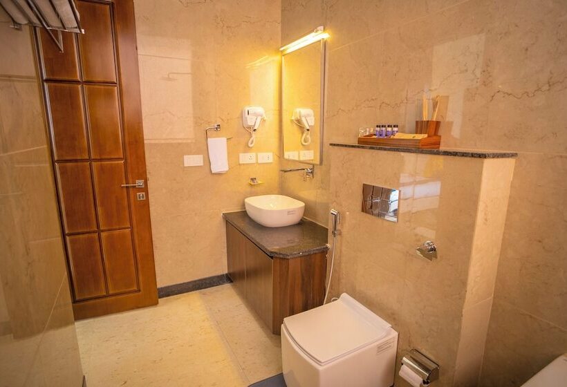 سوییت, Dhauladhar Heights Resort