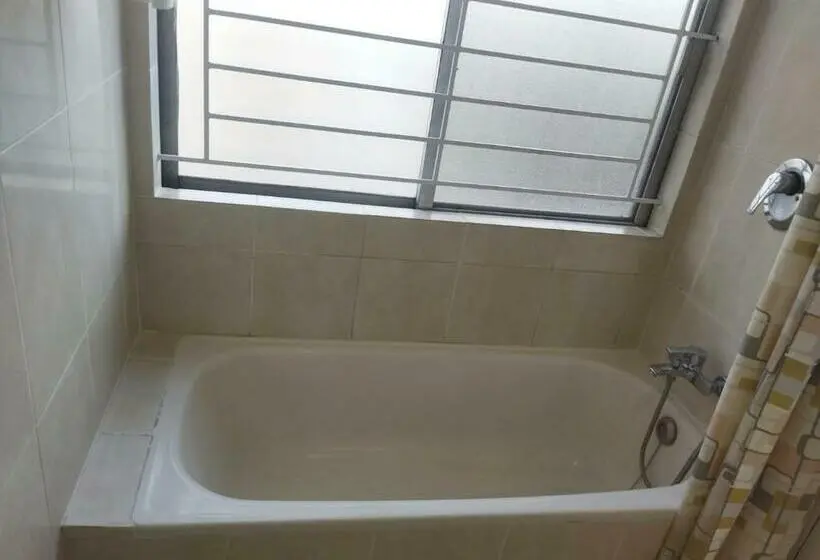 سوییت خانوادگی, West Valley    Baridhara