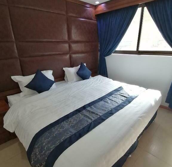 غرفة قياسية, Roseline