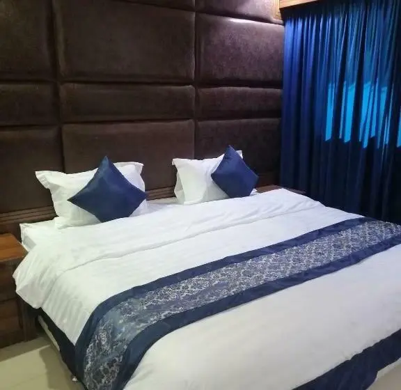 Standard-huone, Roseline
