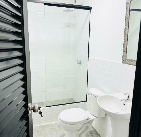 コンフォートトリプルルーム, Ancestral Hostel Barranco