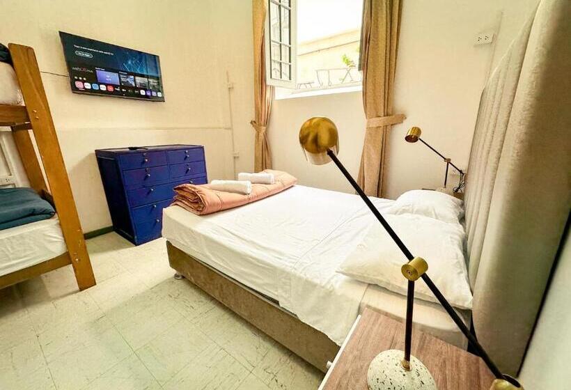 コンフォートトリプルルーム, Ancestral Hostel Barranco