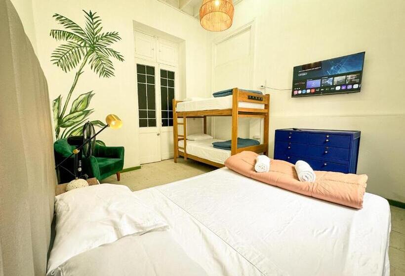 Трехместный Номер Комфорт, Ancestral Hostel Barranco