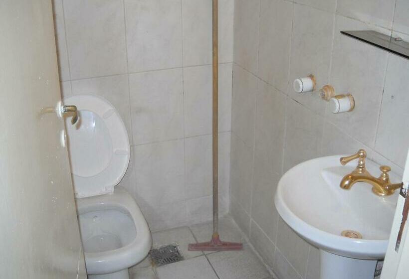 Номер Стандарт Трехместный, Aeropuerto Monte Grande