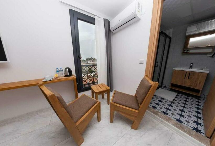 חדר דלוקס צדדי נוף לים, Foça Kybele