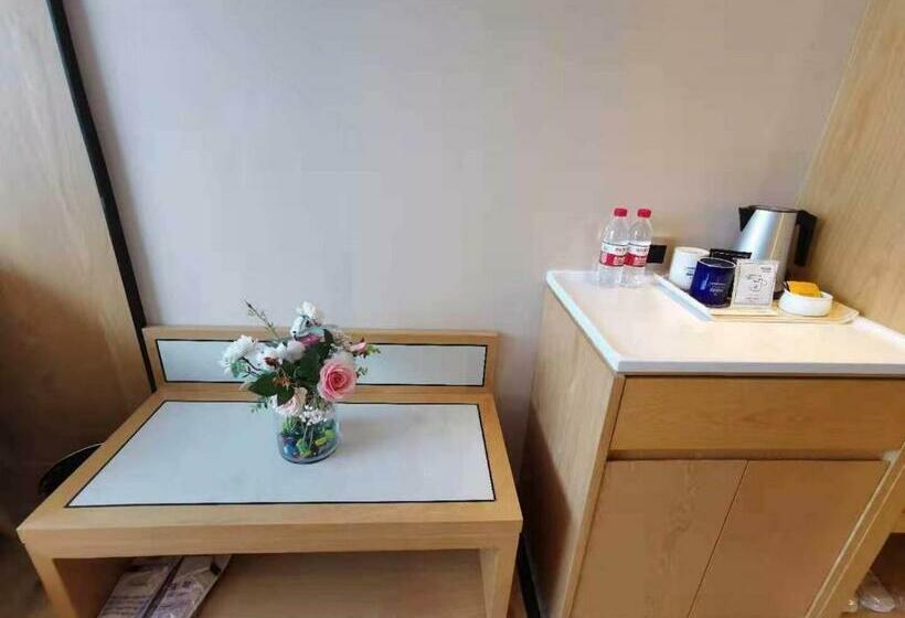 סוויטה משפחתית, Kyriad Hanzhong Railway Station