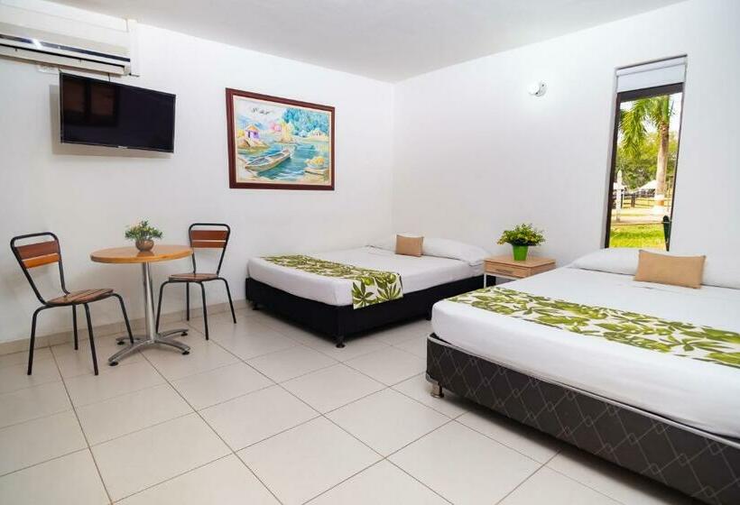 Трехместный Номер Deluxe, Playa Hawai