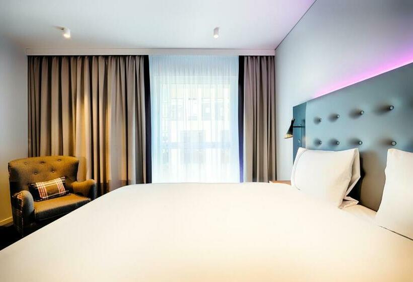 스탠다드 싱글 룸, Premier Inn Darmstadt City Centre