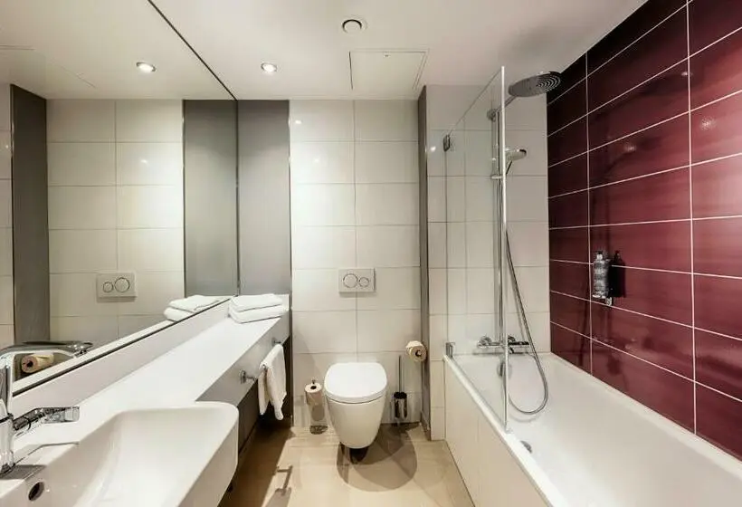 اتاق استاندارد یک نفره, Premier Inn Darmstadt City Centre