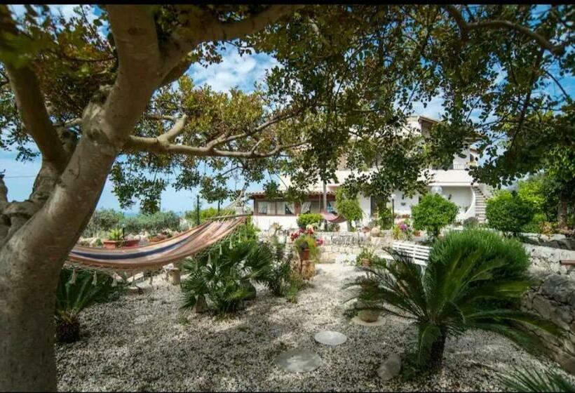スタンダード４人部屋, La Villa Del Conte