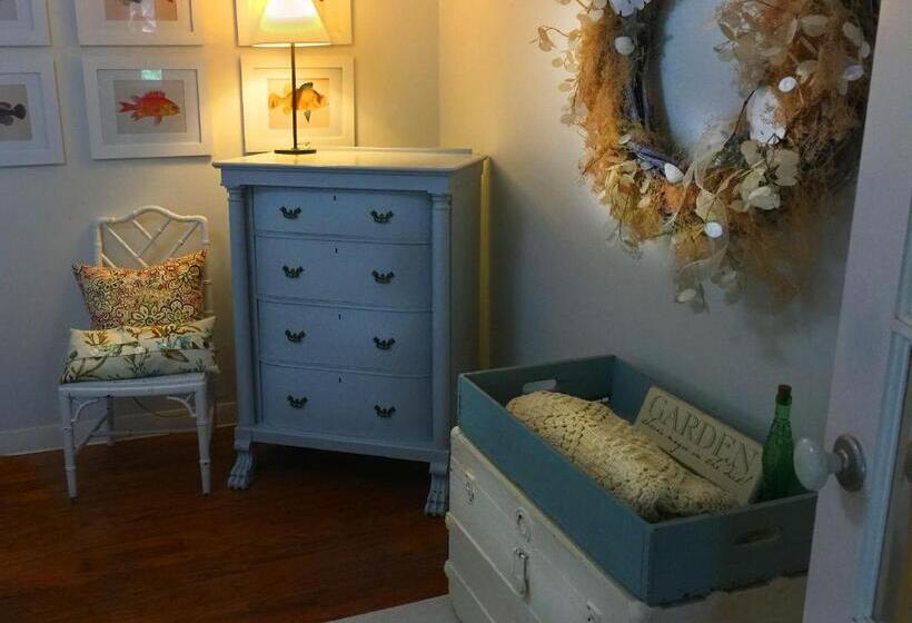 בית, 2 חדרי שינה, Frederick William House