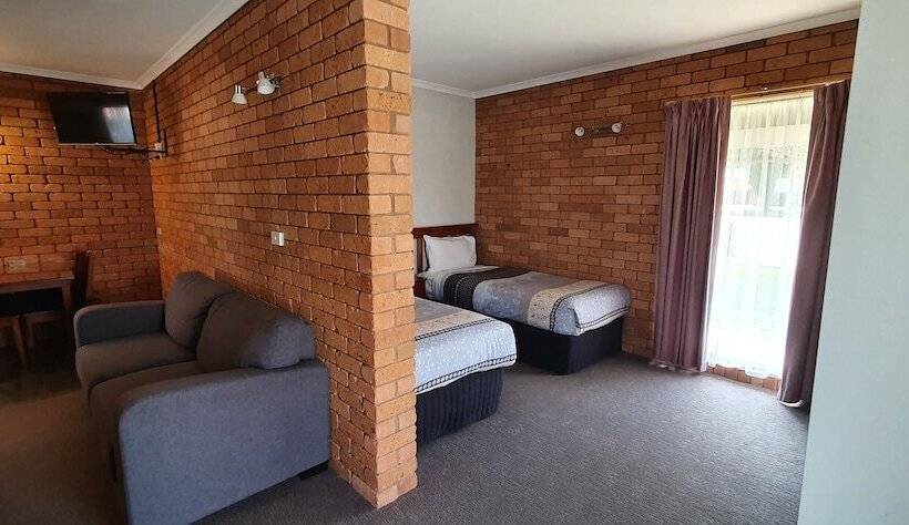 Семейный Номер, Centrepoint Motel Deniliquin