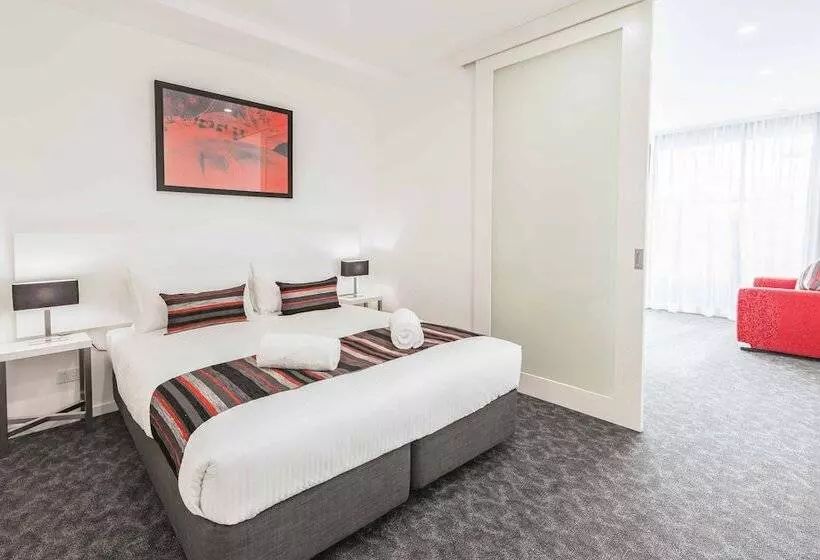エクゼクティブワンルーム, City Edge Box Hill Apartment