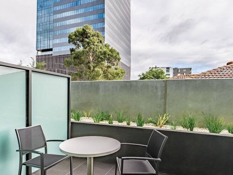 Студия Стандарт Interior, City Edge Box Hill Apartment