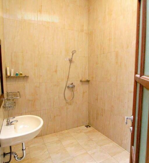 Трехместный Номер Deluxe, Family Hotel Gradia 1