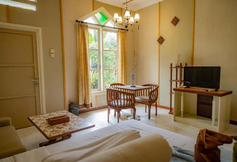 Трехместный Номер Deluxe, Family Hotel Gradia 1