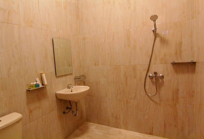 Номер Стандарт, Family Hotel Gradia 1