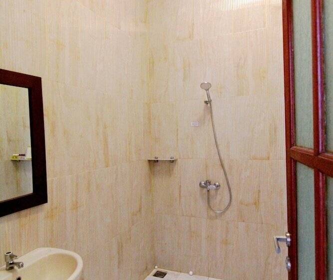 Семейный Номер, Family Hotel Gradia 1