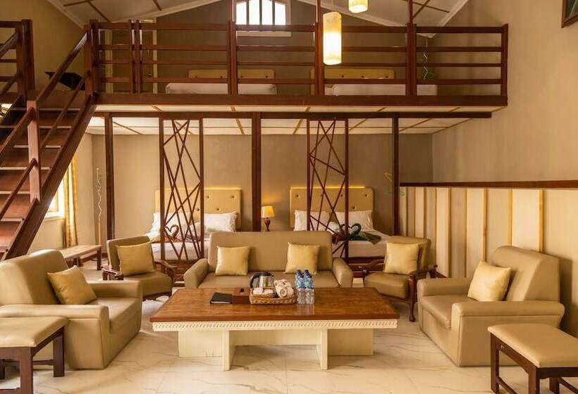 Семейный Номер, Family Hotel Gradia 1