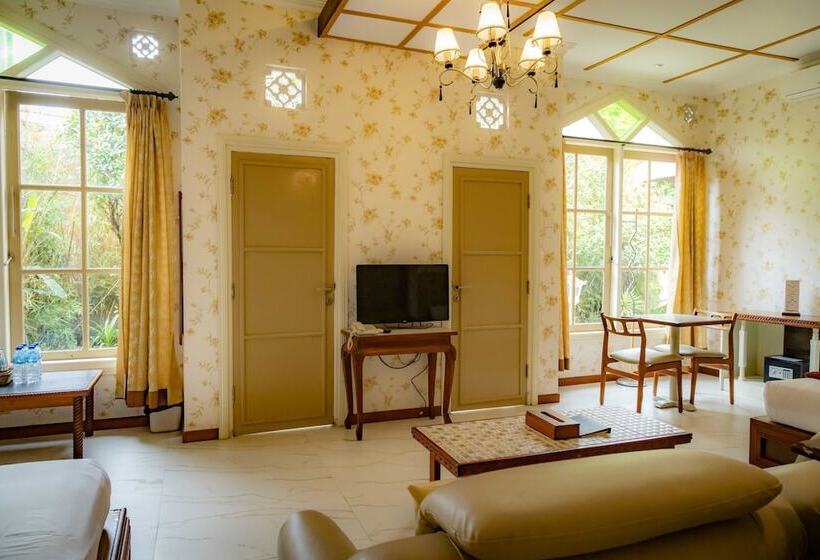 Семейный Номер, Family Hotel Gradia 1