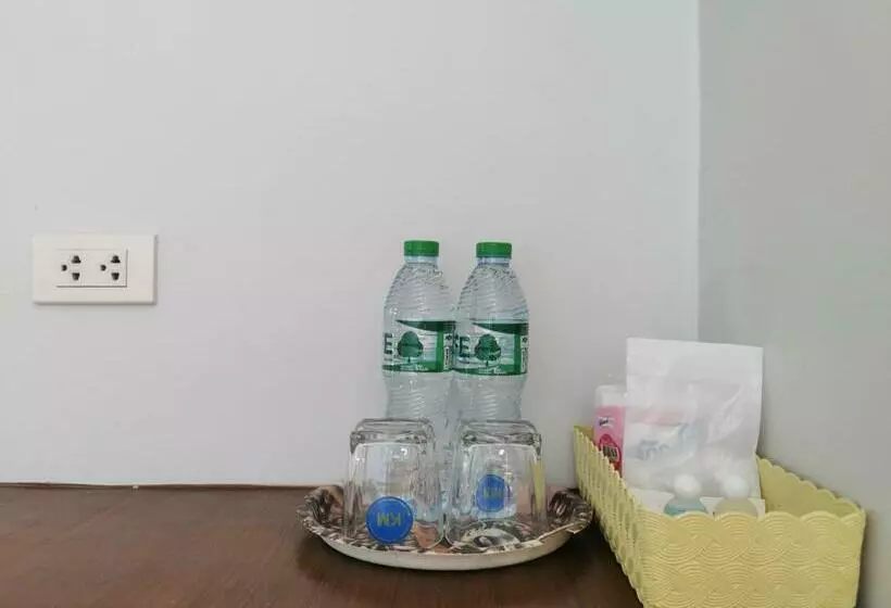 デラックスバンガロー, De Coco House