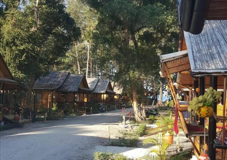 Семейное Бунгало, Eco Lanta Hideaway Beach Resort