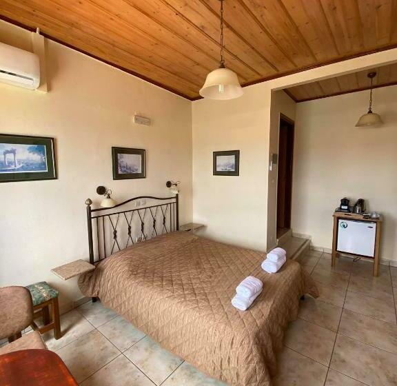 带海景的标准房, Helena