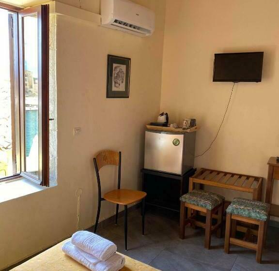 带海景的标准房, Helena