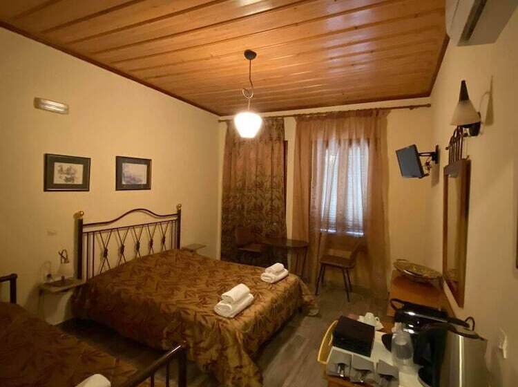 Triple Room Sea View, Helena