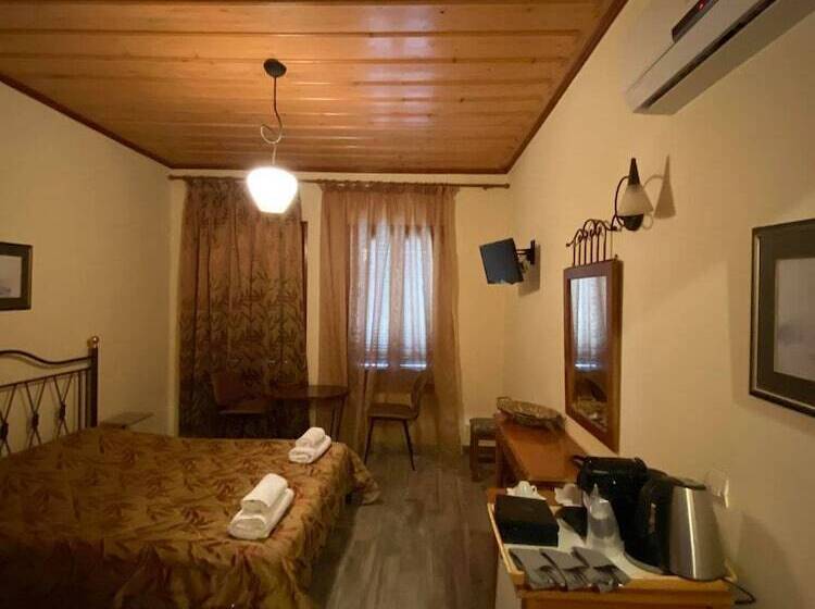 Triple Room Sea View, Helena