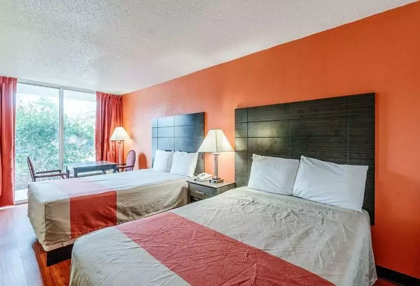 デラックスの４人部屋, Motel 6dumfries, Va