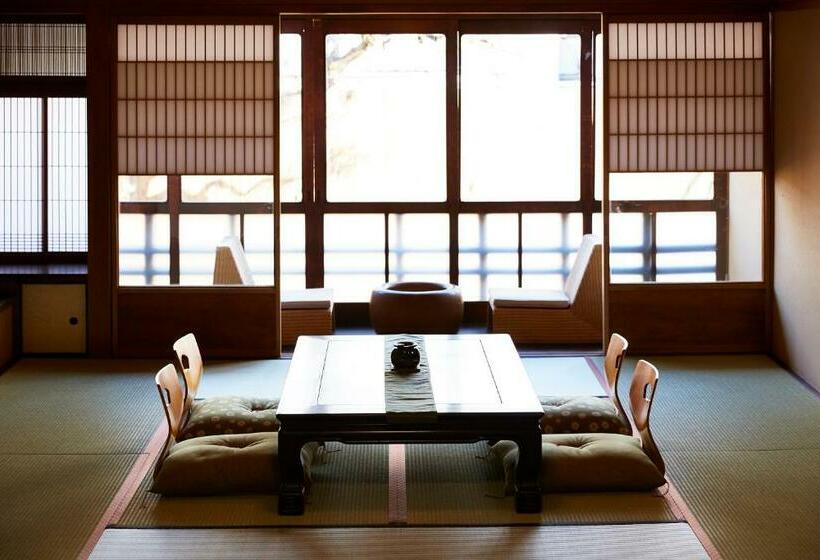 סוויטה, Nazuna Kyoto Nijojo