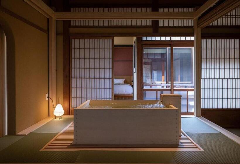 Люкс, Nazuna Kyoto Nijojo
