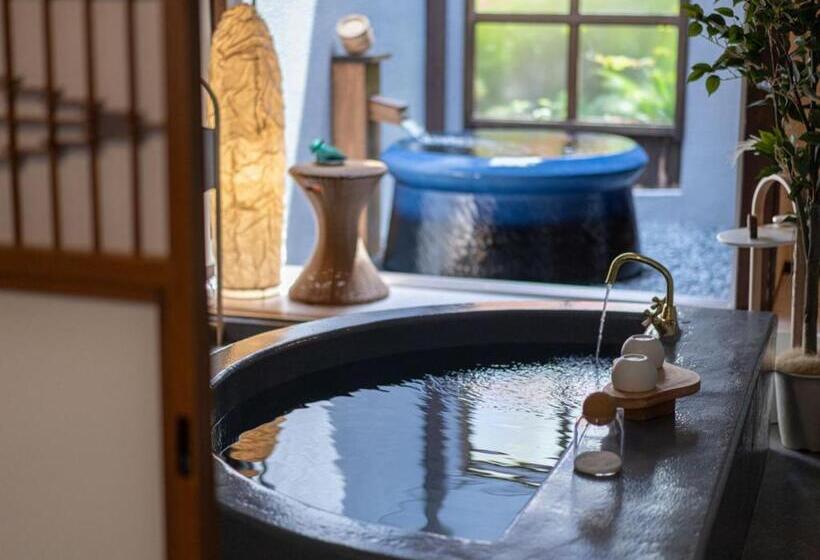 סוויטה, Nazuna Kyoto Nijojo