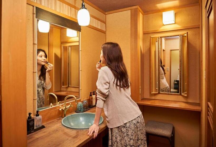 Номер Стандарт, Shima Onsen Toshimaya