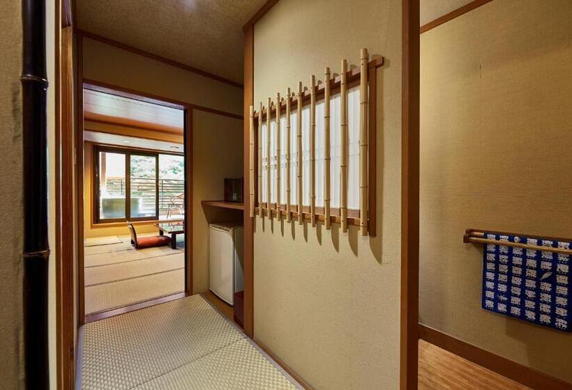 Номер Стандарт Трехместный, Shima Onsen Toshimaya
