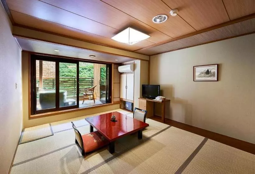 スタンダードトリプルルーム, Shima Onsen Toshimaya