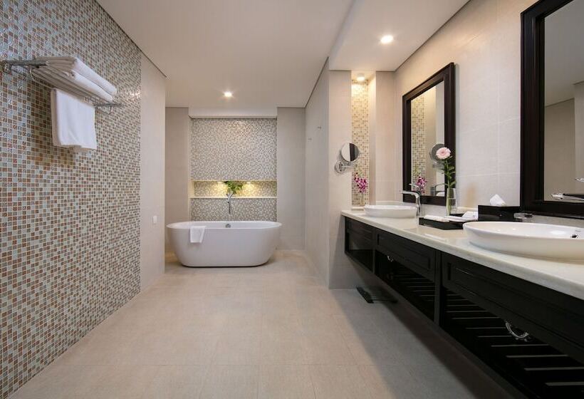 ロイヤルスイート, Swiss Belresort Tuyen Lam