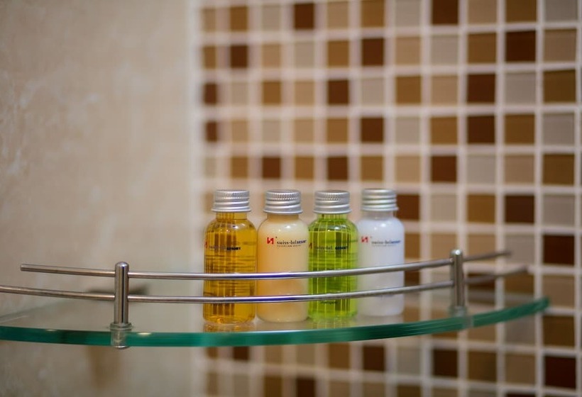 ロイヤルスイート, Swiss Belresort Tuyen Lam