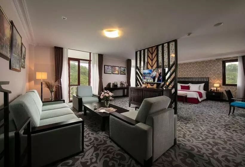 سوئیت رویال, Swiss Belresort Tuyen Lam