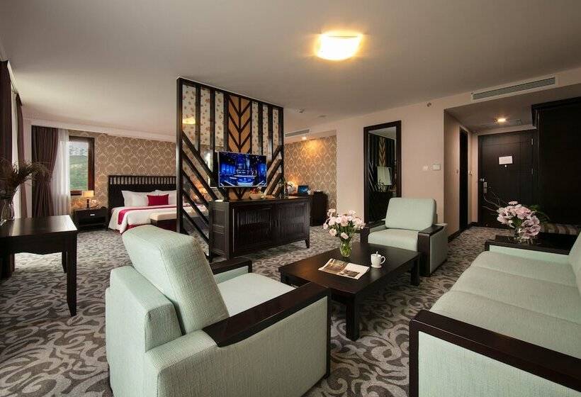 ロイヤルスイート, Swiss Belresort Tuyen Lam