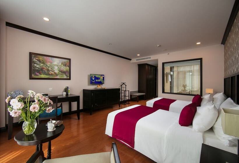 ゴルフ場ビューデラックスルーム, Swiss Belresort Tuyen Lam