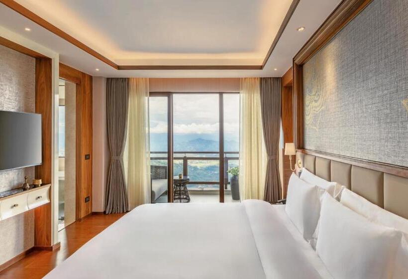 山の見えるジュニアスイート, Dusit Thani Himalayan Resort Dhulikhel, Nepal