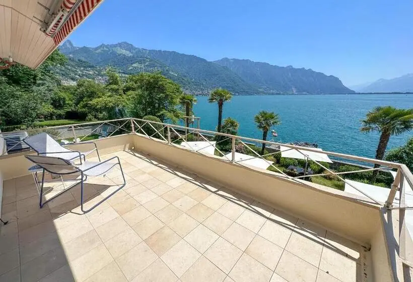 سوییت سوپریور با چشمانداز دریا, Jetty Montreux