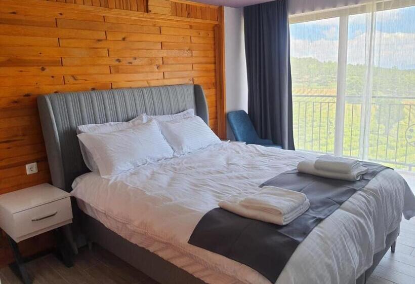 جناح مزوَّد بشرفة, La Vie En Rose Hotel By Sogutdagi Isparta