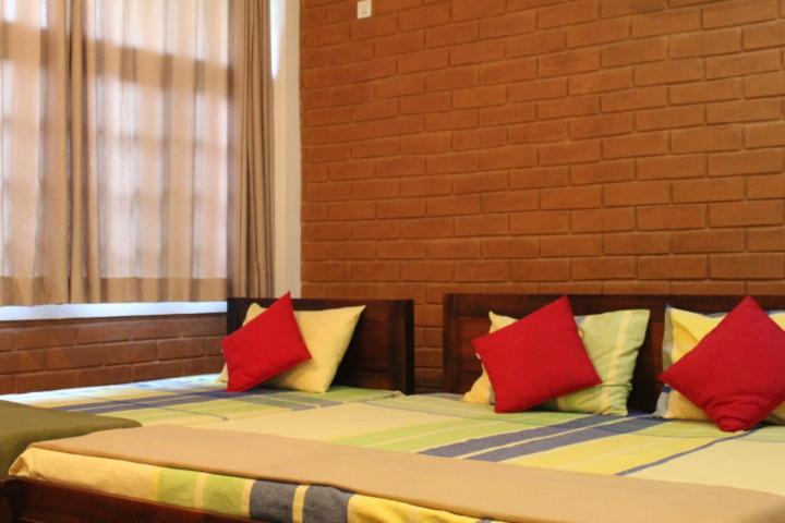 غرفة ديلوكس ثلاثية, Windy Hanthana