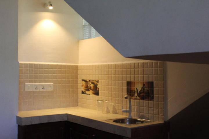 غرفة ديلوكس ثلاثية, Windy Hanthana