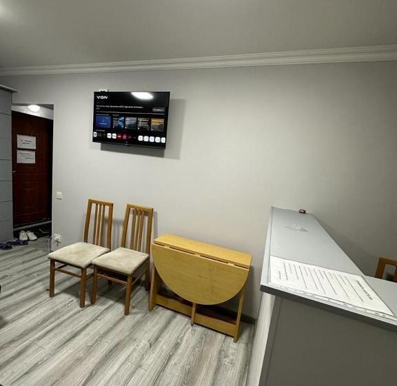 اتاق اکونومی یک تخته, «хостел на гоголя»